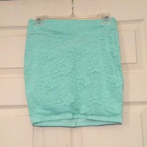 Aqua lace mini